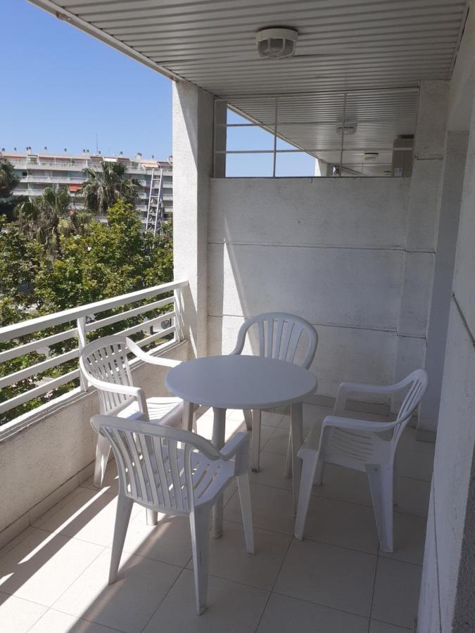 Costa Dorada Apartments سالو المظهر الخارجي الصورة