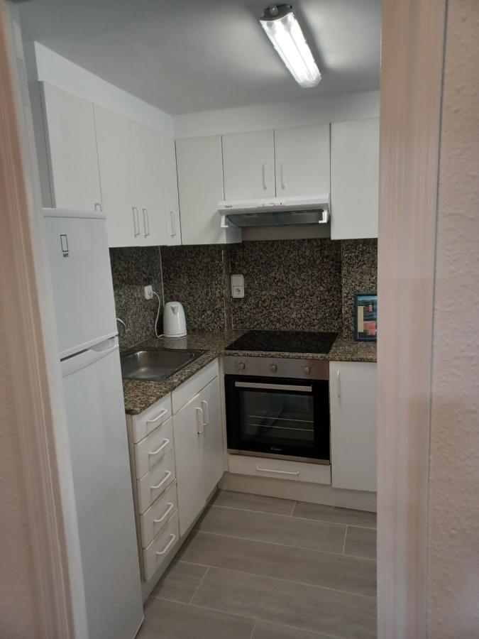 Costa Dorada Apartments سالو المظهر الخارجي الصورة