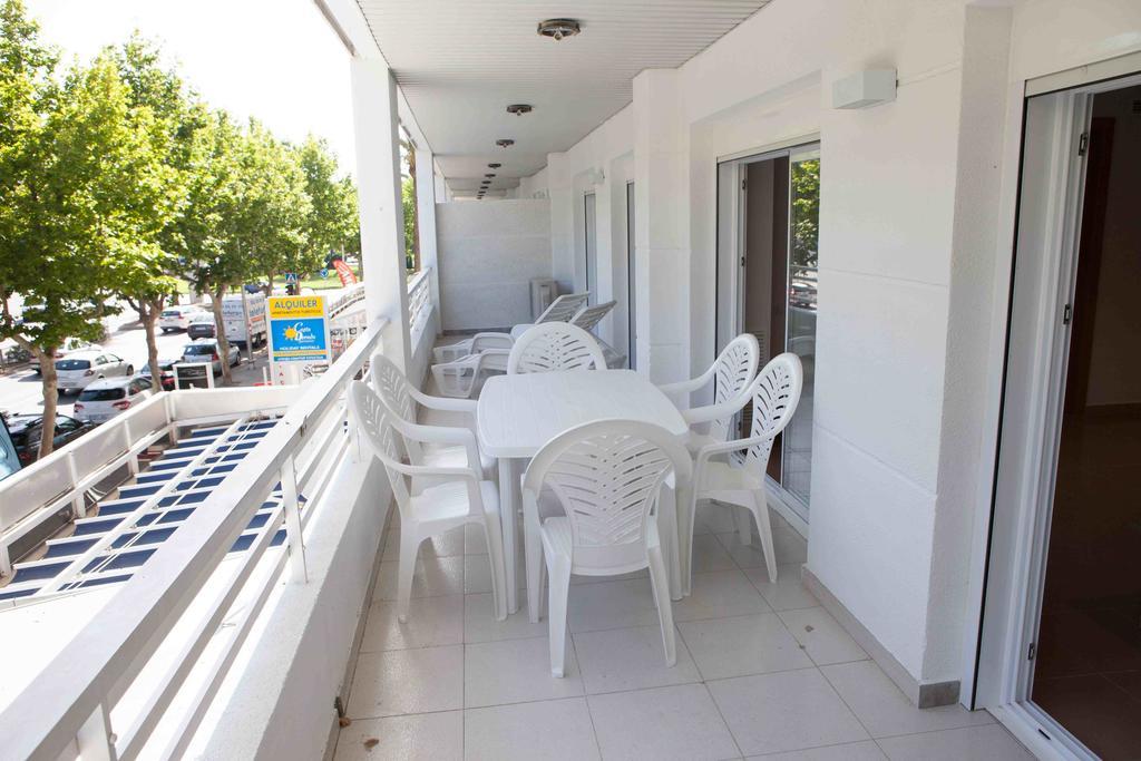 Costa Dorada Apartments سالو المظهر الخارجي الصورة