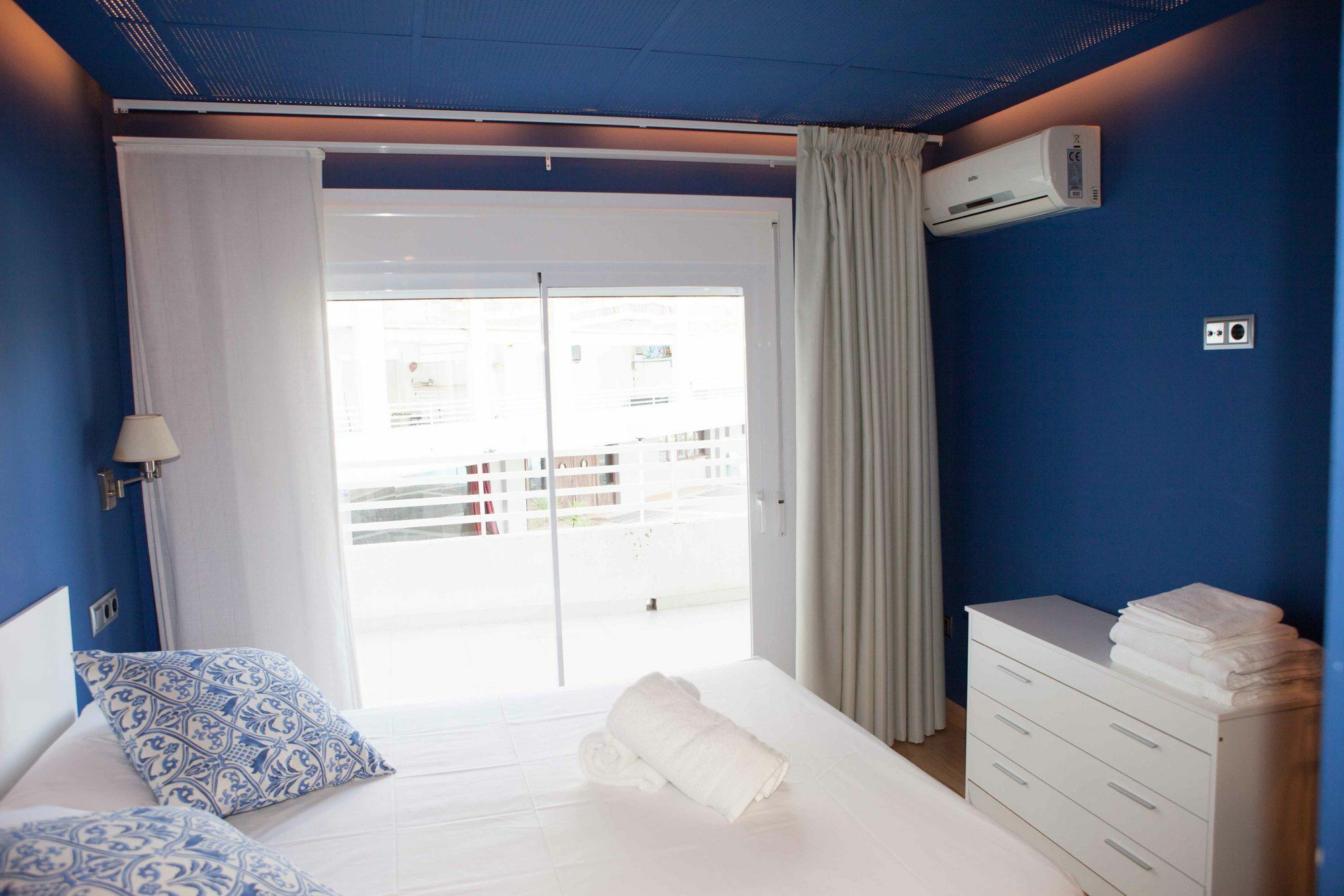 Costa Dorada Apartments سالو المظهر الخارجي الصورة