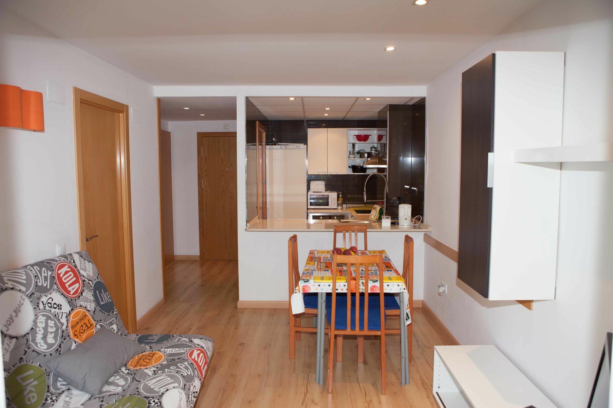 Costa Dorada Apartments سالو المظهر الخارجي الصورة